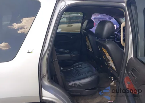 2010 Chevrolet Tahoe Lt z USA, uszkodzony, nr VIN 1GNMCBE37AR172733